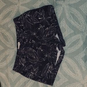 Patterned shorts